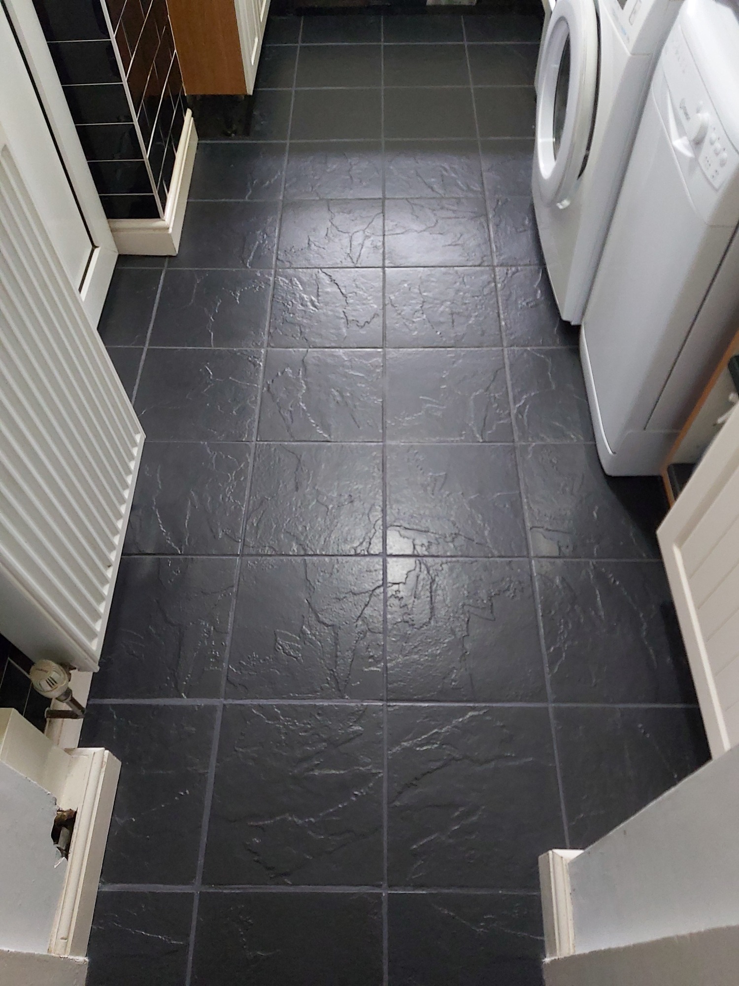 Dark Grey Grout Paint, Light Gray Tile With Dark Grout