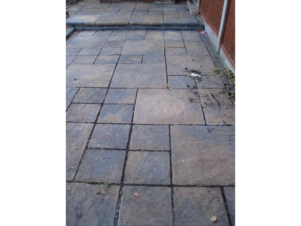 Non Slip Paving Slabs : Boosting Both Safety And Look