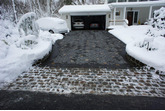'RAPID THAW' - MELT Ice - SALT FREE - Pet and Plant SAFE - Drives, Patios and Paths - WILL NOT Harm Sealer
